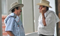 José ‘Chepe’ Barrera (derecha), junto al exjefe paramilitar Hernán Giraldo. 