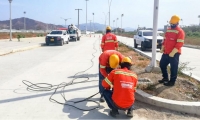 Trabajos en las afueras del Sierra Nevada.