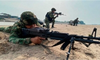 Las operaciones militares por aire, tierra y agua, desplegadas por el Ejército Nacional, continuarán realizándose de manera sostenida en el departamento de Antioquia