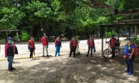 Visita de las autoridades al río Bonda.