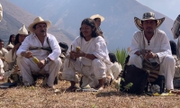 José de los Santos Sauna (medio) es uno de los indígenas de la Sierra Nevada que han fallecido.