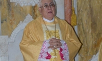 Monseñor Luis Adriano Piedrahita permanece en UCI, en la clínica Avidanti.