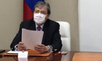 Carlos Holmes Trujillo.