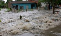 El Fenómeno de la Niña en Colombia genera estragos de inundación.