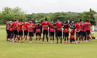 Jugadores de Junior durante el entrenamiento.