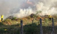 Incendio de cobertura vegetal en Santa Marta.
