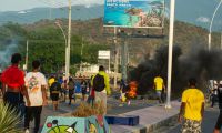 Según Caicedo, los manifestantes reciben droga y plata de políticos de derecha para cometer actos vandálicos.