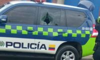 Camioneta del Director de la Policía impactada.