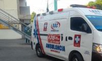 Una ambulancia llegó al lugar, pero la víctima ya no tenía signos vitales.