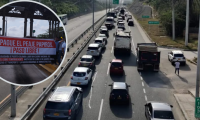 Trancón en la Vía al Mar por protestas en el peaje Papiros.