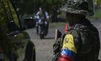 Las dos masacres son atribuibles a disidencias de las Farc.