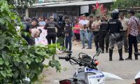 Las víctimas, sorprendidas mientras dormían, murieron por impactos de bala, y una de ellas fue hallada desmembrada. 