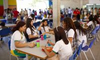 Entrega de alimentos del PAE en Santa Marta