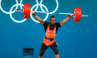 El pesista colombiano Yeison López, medalla de plata en la categoría 89 kilogramos.