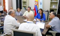 Reunión con delegados nacionales.