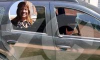 La camioneta impactada y donde se movilizaban las víctimas.