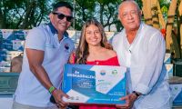 Entrega de computadores a estudiantes de primer semestre de Talento Magdalena.