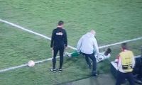 Andrés Felipe Román en el piso.