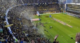  La Bombonera, vista para la primera final.  