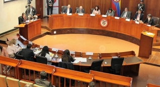 Los que votaron en contra de tumbar la ley fueron los magistrados Gloria Ortiz, Luis Guillermo Guerrero y Carlos Bernal.