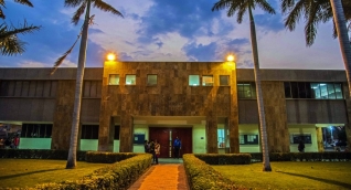 A través del Facebook Consultorio Jurídico, la Alma Mater está realizando charlas virtuales entorno al Covid-19 y su incidencia en todas las ramas del derecho.