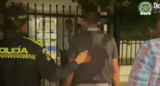 Momento en que el hombre fue llevado a la URI.