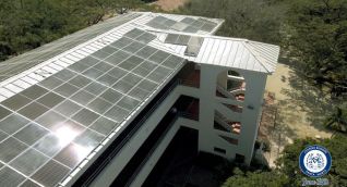 Colegio Bilingüe de Santa Marta, instaló plantas de energía solar.
