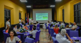 Encuentro con gremios productivos.