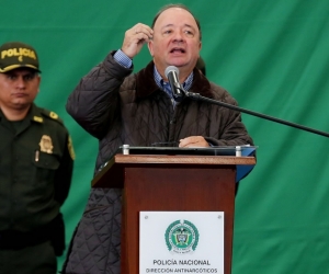 Luis Carlos Villegas, ministro de defensa. 