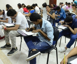 Más de 300 estudiantes se verán beneficiados con cupo privilegiado y becas del 90%.