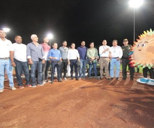 Una de las imágenes publicadas en la cuenta del Alcalde en la que se observa a Caicedo acompañando al mandatario en la inauguración de uno de los escenarios de los Juegos Bolivarianos. 
