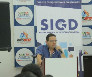 Alcalde de Santa Marta Rafael Martínez durante el evento del lanzamiento del Sistema.