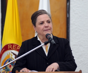 Clara López Obregón, ministra de Trabajo.