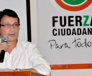 Carlos Caicedo, recibió una notificación del CNE en la que se le informa que se abrió una indagación preliminar en su contra y también de su movimiento, Fuerza Ciudadana. 