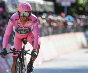 Nairo Quintana sigue del líder del Giro y logró sacarle 15 segundos más de ventaja al holandés. 