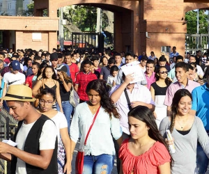 La iniciativa dirigida a estudiantes de educación superior de pregrado en sus niveles técnico profesional, tecnológico y profesional.