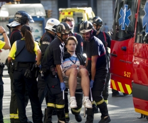 Personal del socorro trabajó el día del atentado en la evacuación rápida de los heridos. 