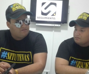 Juan y Franklin Cañas  durante su visita a seguimiento.co