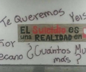 Mensajes en paredes de la Universidad