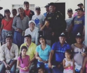 Expertos de Corpamag se reunieron con habitantes de las Tinajas tras ataques de jaguares.