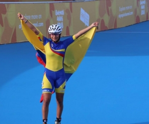 Gabriela Rueda festeja su medalla de oro.