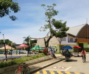  Parque de Vegachí, Antioquia. 