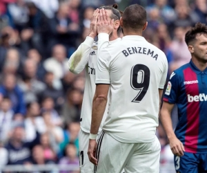  Los jugadores del Real Madrid Gareth Bale (i) y Karim Benzema.