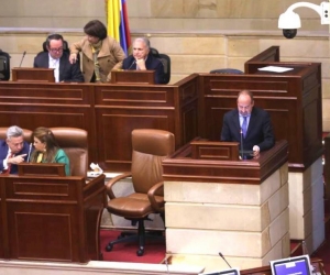 El Ministro de Hacienda, Alberto Carrasquilla, presente en las discusiones del miércoles.