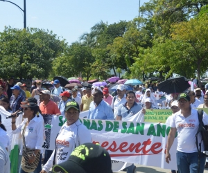 Los docentes marcharán nuevamente este miércoles en la jornada de Paro Nacional.