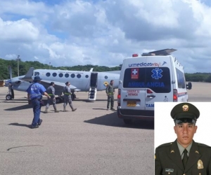 Los policías heridos Jindarwin Jiménez Badillo y Geovanny Palomino Quibalo.