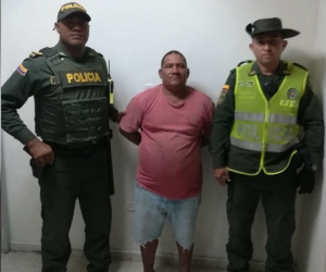 Esmely Hostia Márquez.