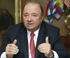 Imagen de referencia Luis  Carlos Villegas, ministro de Defensa.