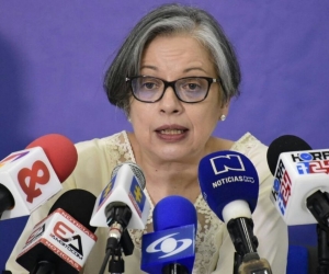  La Fiscal General encargada, María Paulina Riveros. 