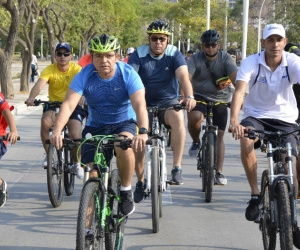 El alcalde Rafael Martínez también participó.